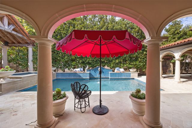 3717 Monticello Drive, Fort Worth, TX 76107