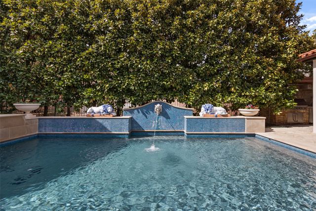 3717 Monticello Drive, Fort Worth, TX 76107