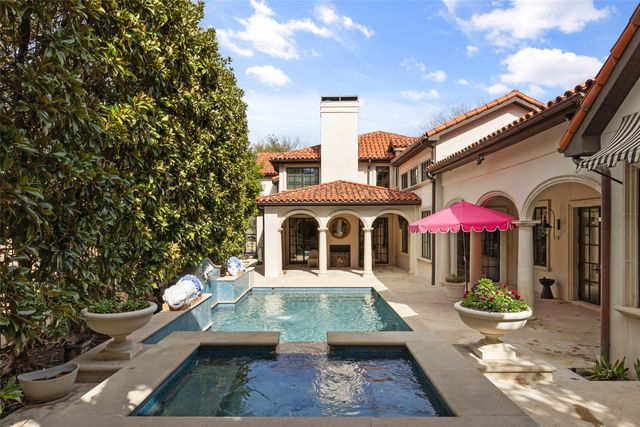 3717 Monticello Drive, Fort Worth, TX 76107