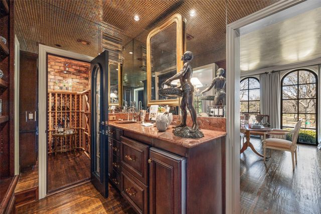 3717 Monticello Drive, Fort Worth, TX 76107