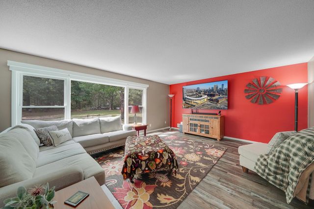19505 Owen Avenue, Hastings, MN 55033