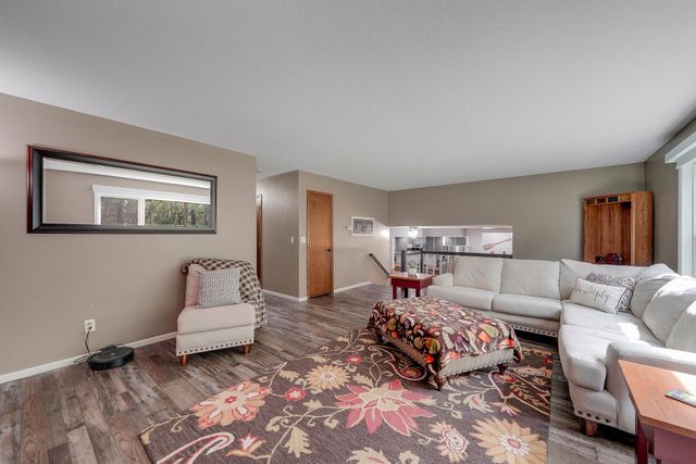 19505 Owen Avenue, Hastings, MN 55033