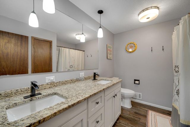 19505 Owen Avenue, Hastings, MN 55033