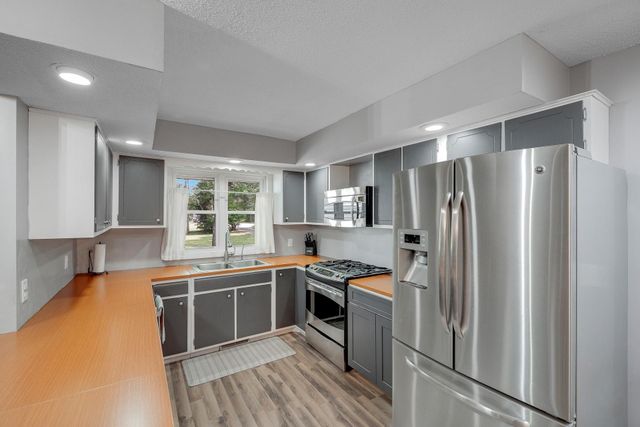 19505 Owen Avenue, Hastings, MN 55033