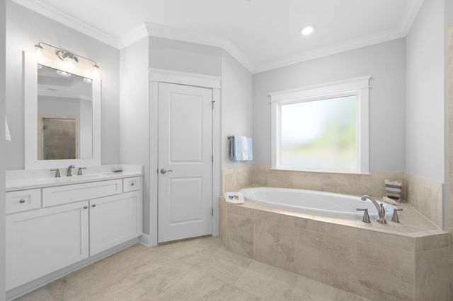 142 Mill Pond Cove, Freeport, FL 32439