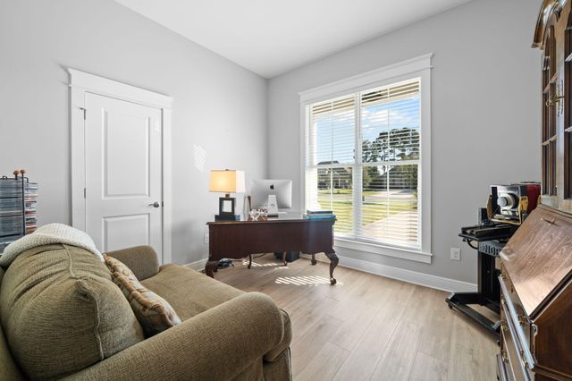 142 Mill Pond Cove, Freeport, FL 32439