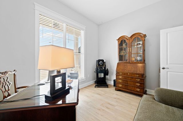 142 Mill Pond Cove, Freeport, FL 32439