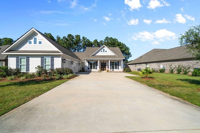 142 Mill Pond Cove, Freeport, FL 32439