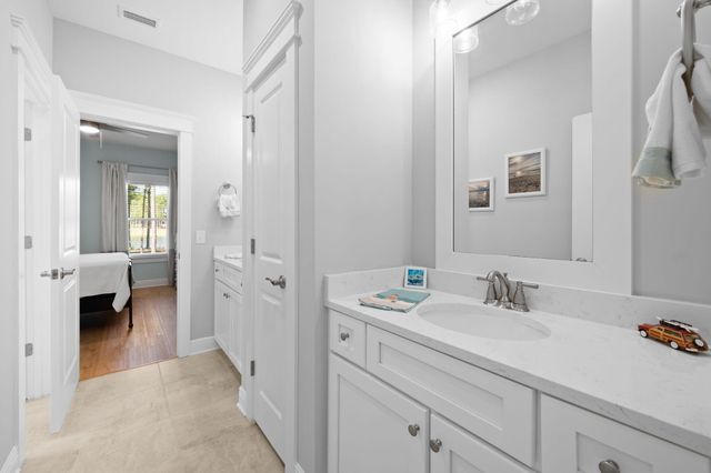 142 Mill Pond Cove, Freeport, FL 32439