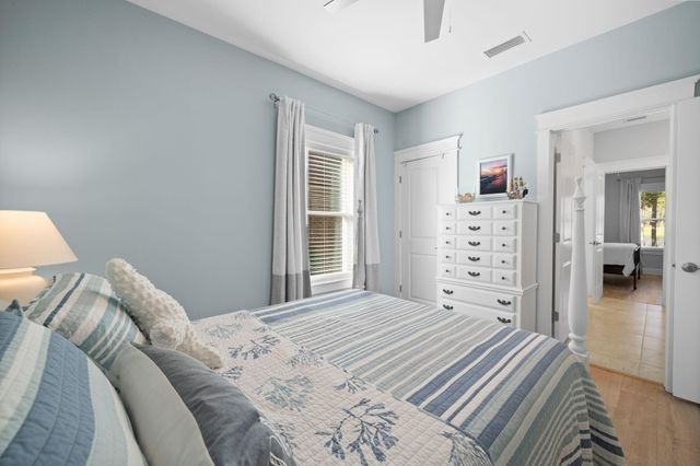 142 Mill Pond Cove, Freeport, FL 32439