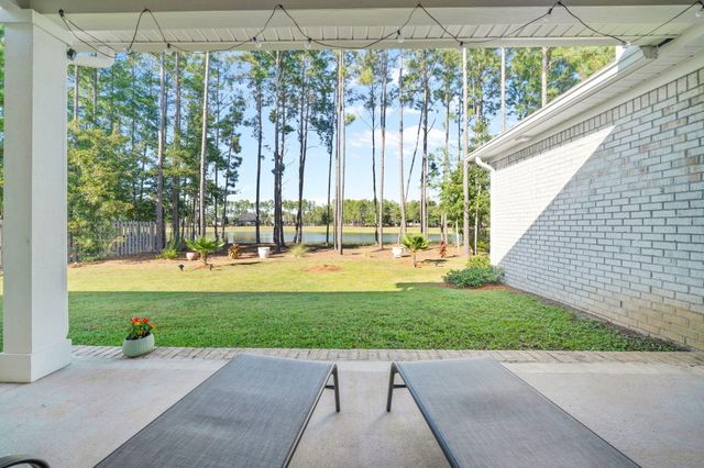 142 Mill Pond Cove, Freeport, FL 32439