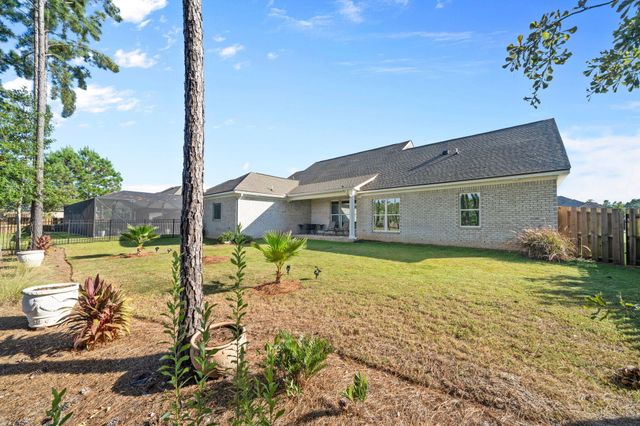 142 Mill Pond Cove, Freeport, FL 32439
