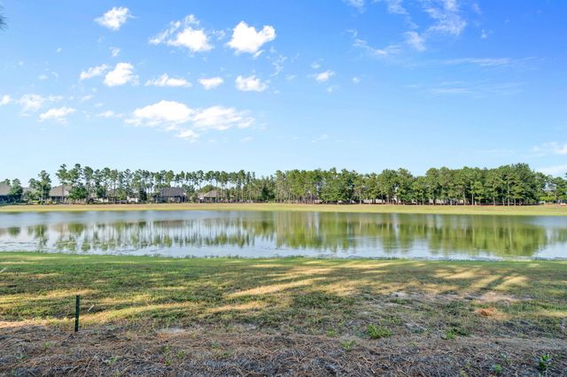 142 Mill Pond Cove, Freeport, FL 32439