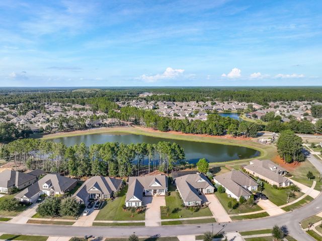 142 Mill Pond Cove, Freeport, FL 32439