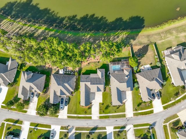 142 Mill Pond Cove, Freeport, FL 32439