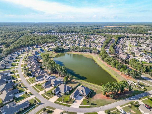 142 Mill Pond Cove, Freeport, FL 32439