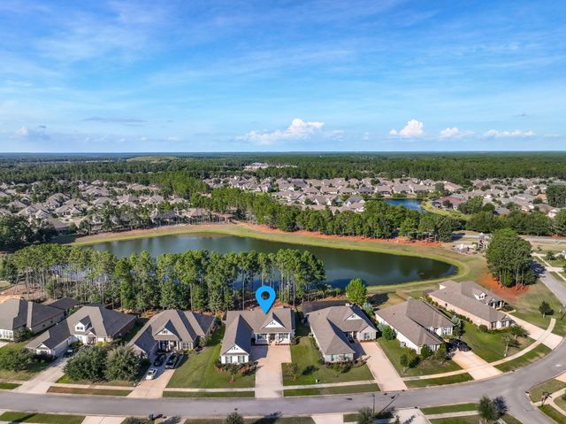 142 Mill Pond Cove, Freeport, FL 32439