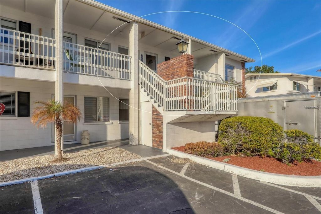 Image 5 of property listing at 1553 PLEASANT ROAD H27, Bradenton, FL 34207