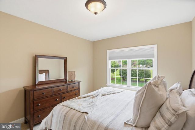 310 LYON CT, Baltimore, MD 21208