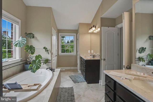 310 LYON CT, Baltimore, MD 21208