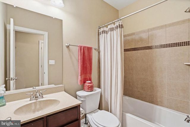 310 LYON CT, Baltimore, MD 21208