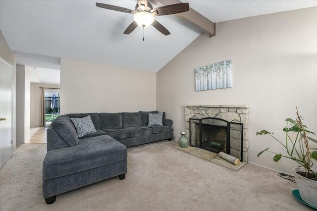 8714 Grayling Way, Sacramento, CA 95826