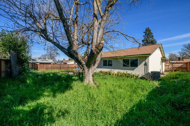 8714 Grayling Way, Sacramento, CA 95826