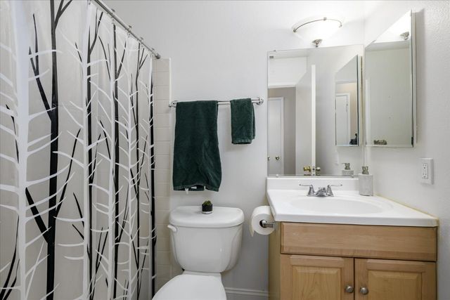 8714 Grayling Way, Sacramento, CA 95826