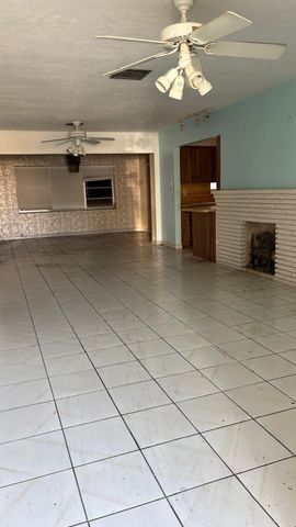 614 N 32nd Court, Hollywood, FL 33021