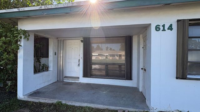 614 N 32nd Court, Hollywood, FL 33021