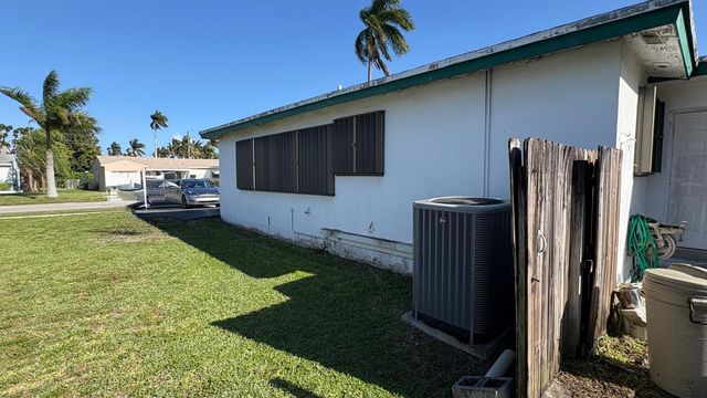 614 N 32nd Court, Hollywood, FL 33021