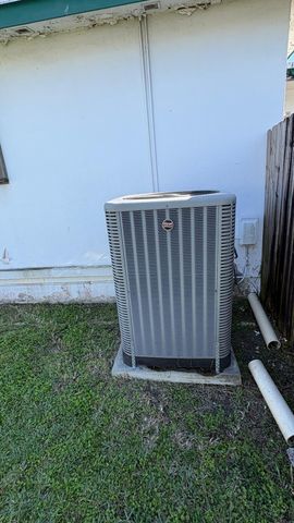 614 N 32nd Court, Hollywood, FL 33021