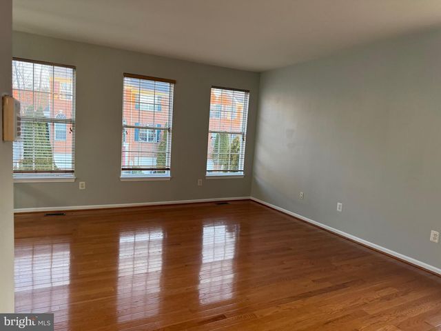 13236 ROLLING PLAINS CT, Herndon, VA 20171