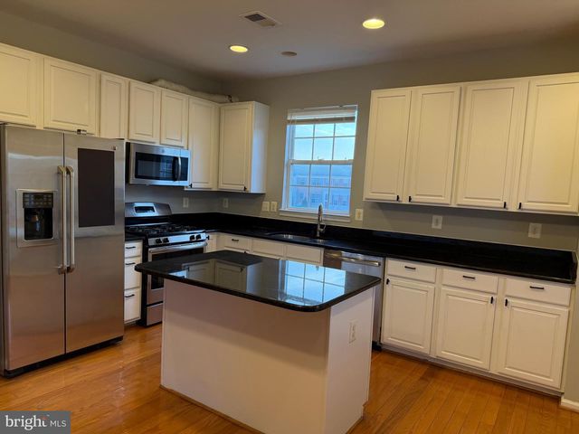 13236 ROLLING PLAINS CT, Herndon, VA 20171