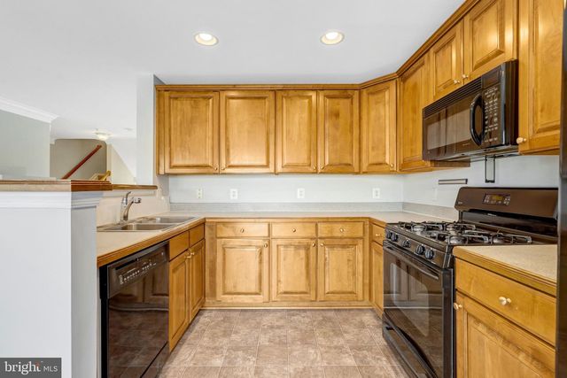 42213 BLACK ROCK TER, Aldie, VA 20105