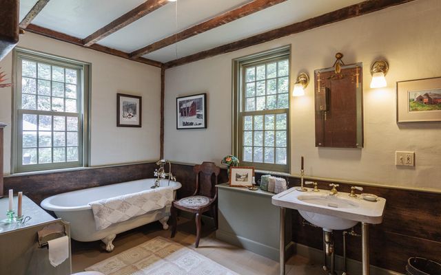 372 Hill Road, Alstead, NH 03602