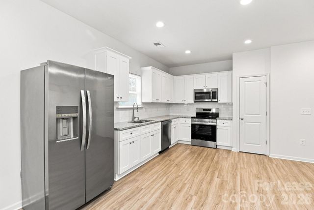 406 Killian Avenue, Mount Holly, NC 28120