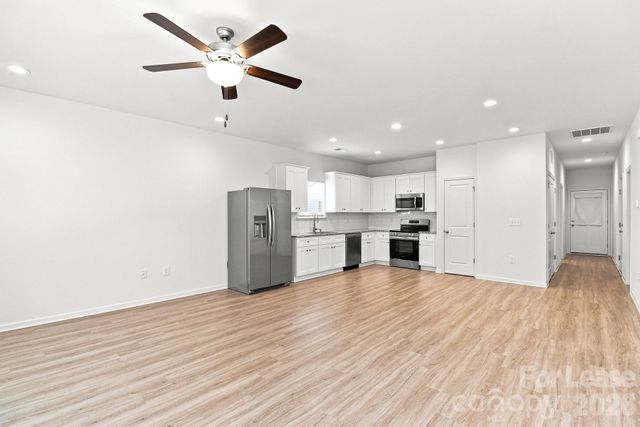 406 Killian Avenue, Mount Holly, NC 28120