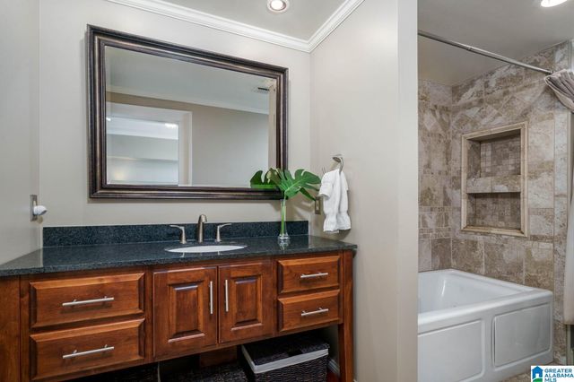 2250 Highland Ave S Apt 26, Birmingham, AL 35205