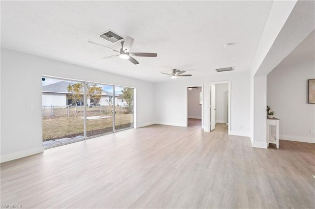 3018 NW 2nd PL, Cape Coral, FL 33993