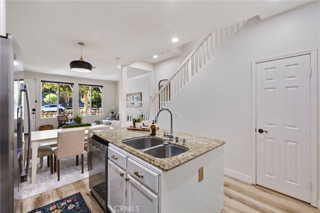 33 Quartz Lane, Ladera Ranch, CA 92694