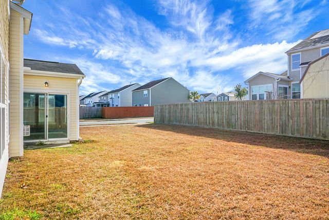 222 Weeping Cypress Drive, Moncks Corner, SC 29461