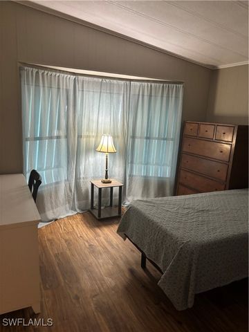 38 Island Lake LN, Naples, FL 34114