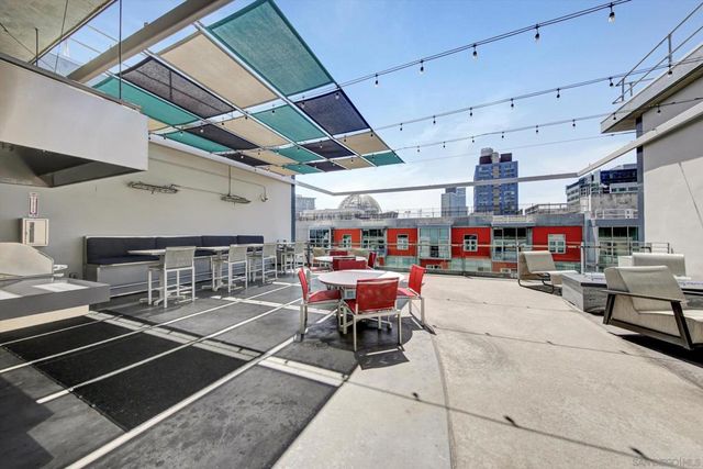 1050 Island 211, San Diego, CA 92101