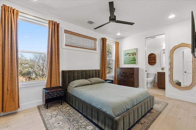 3602 Pennsylvania Ave 2, Austin, TX 78721