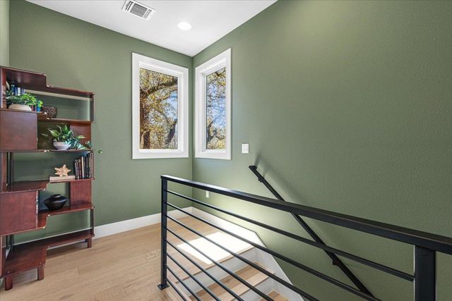 3602 Pennsylvania Ave 2, Austin, TX 78721