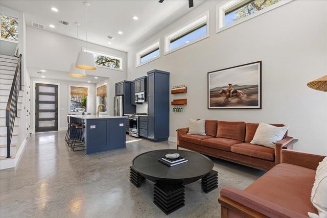 3602 Pennsylvania Ave 2, Austin, TX 78721