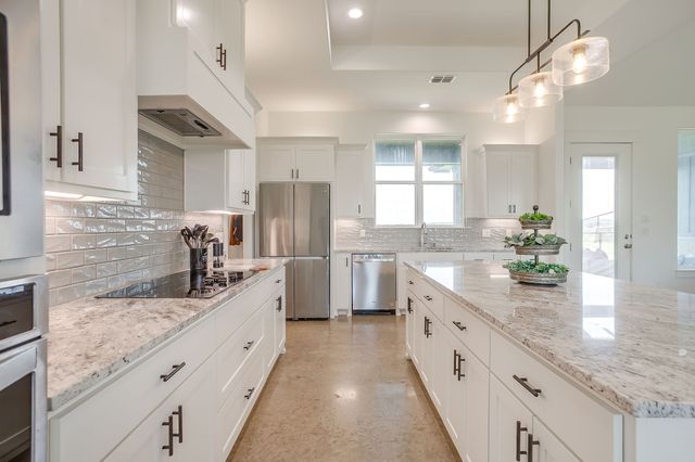 1048 Agnes N, Springtown, TX 76082