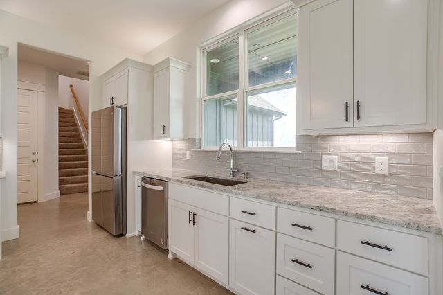 1048 Agnes N, Springtown, TX 76082