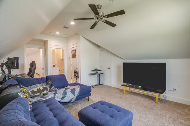 1048 Agnes N, Springtown, TX 76082